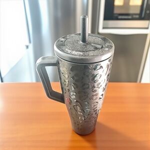 Leopard Print Tumbler with Straw (New}